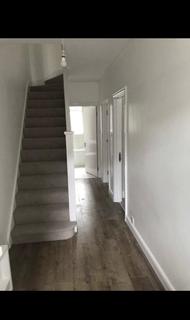 1 bedroom in a house share to rent - Brighton Road,  South Croydon, CR2