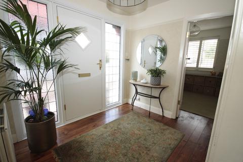 62 Exford Road, London, SE12 9HB