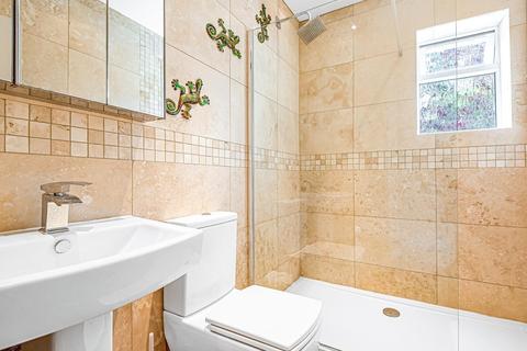 Rhoander Old Compton Lane, Farnham, GU9 8EG