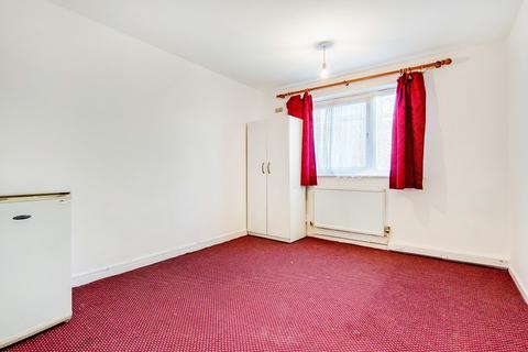 7 Bramall Close, London, E15 1RR