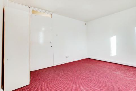 7 Bramall Close, London, E15 1RR
