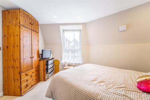1 bedroom apartment for sale - Owen Square, Bushey, Hertfordshire, WD19