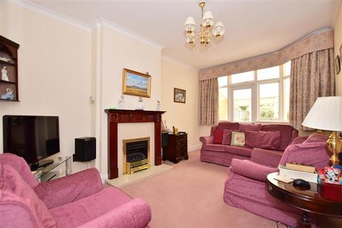 17 Hampton Road, Chingford, London, E4 8NH