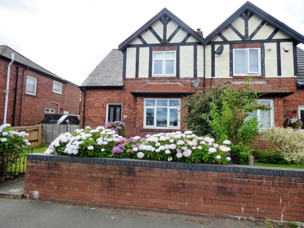 Warkworth Terrace, Jarrow 3 bed semidetached house £695 pcm (£160 pw)