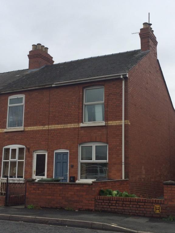 Grandstand Road, Hereford, HR4 3 bed end of terrace house £775 pcm (£