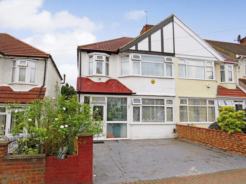 Lyon Park Avenue, Wembley, Middlesex HA0 4 bed end of terrace house £