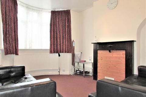 61 Longley Avenue, Wembley, HA0 1NG