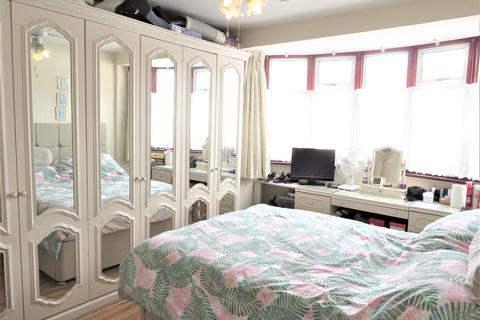 8 Tiverton Road, Wembley, HA0 1HS