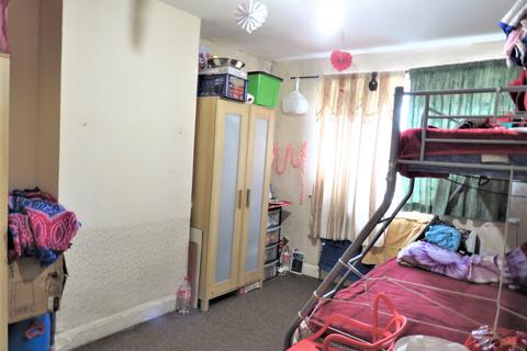 27 Sunleigh Road, Wembley, HA0 4LS