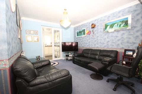 209 Lyon Park Avenue, Wembley, HA0 4HD