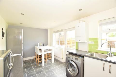 3 Alderbrook Path, Crowborough, TN6 3DR