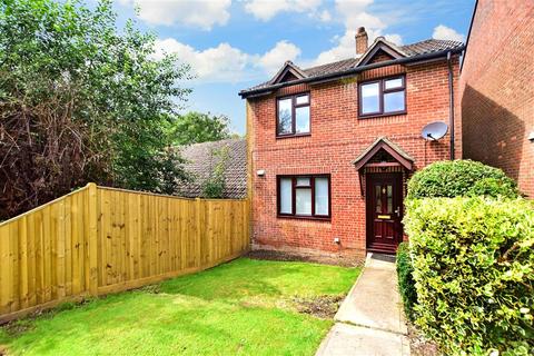 3 Alderbrook Path, Crowborough, TN6 3DR