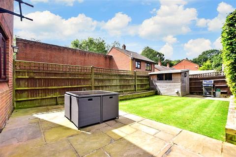 3 Alderbrook Path, Crowborough, TN6 3DR