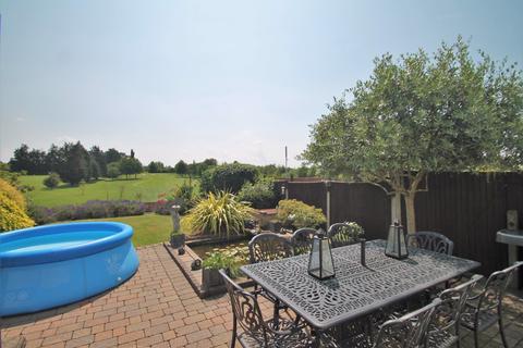 44 Dennis Road, Gravesend, DA11 7NW