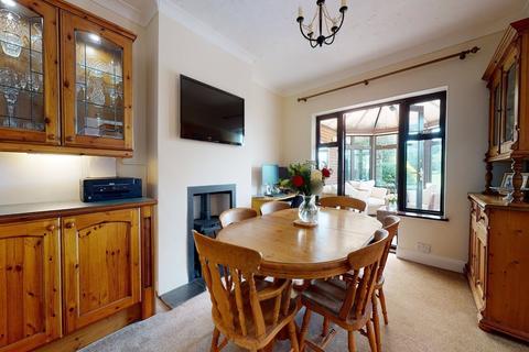 44 Dennis Road, Gravesend, DA11 7NW