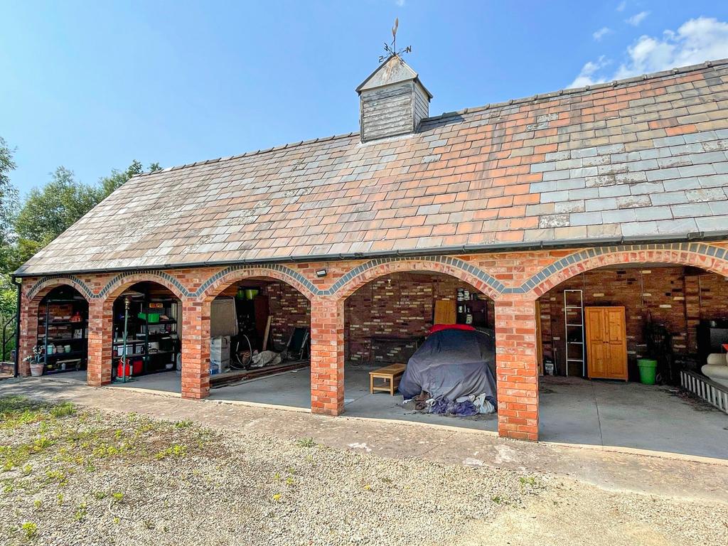 Garage Block