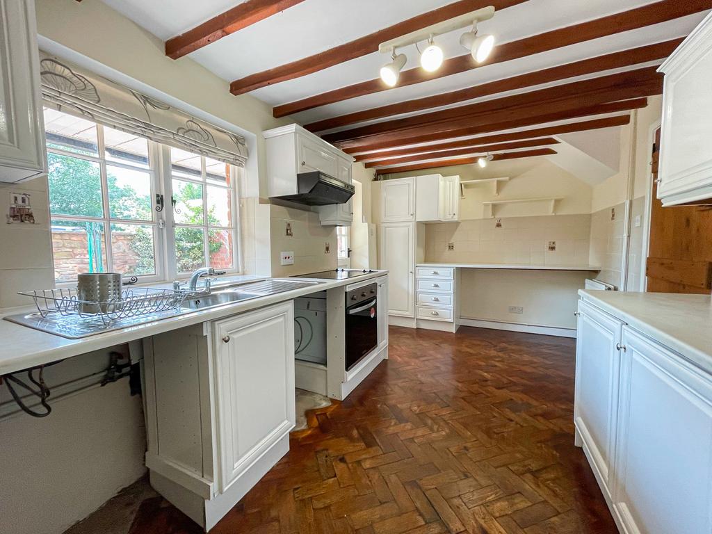 Kitchen &amp; Breakfast Room