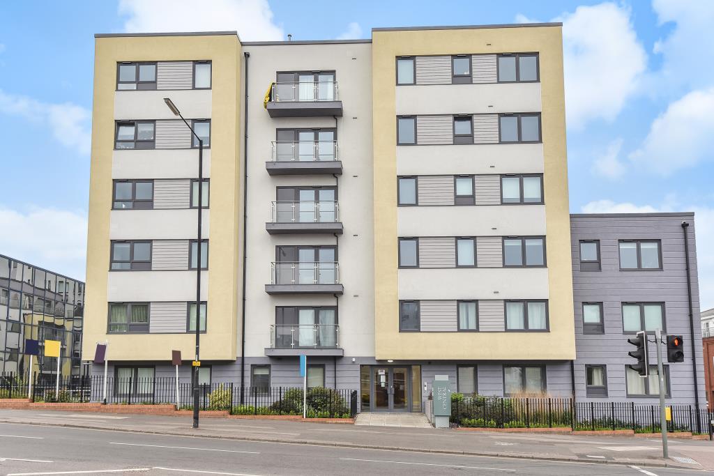 West Central, Slough, SL2 1 bed apartment £950 pcm (£219 pw)