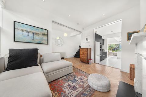 1 Claxton Grove, London, W6 8HD