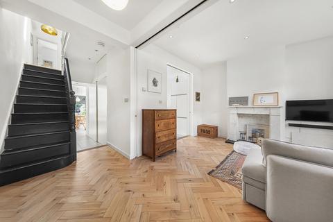 1 Claxton Grove, London, W6 8HD