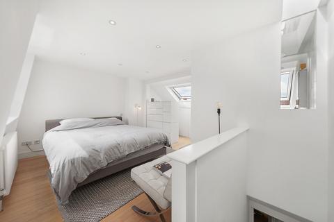 1 Claxton Grove, London, W6 8HD