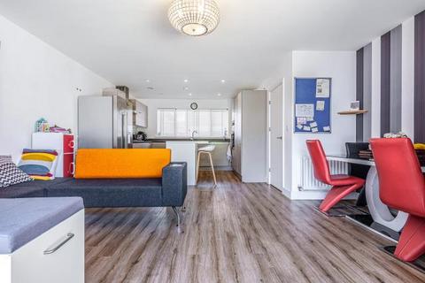 4 bedroom detached house to rent, Rackham Close, Tadpole Garden Village, Swindon, SN25