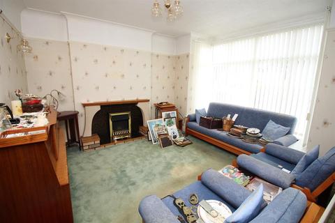 44 Kirkstall Mount, Leeds, LS5 3DP