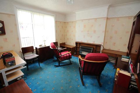 44 Kirkstall Mount, Leeds, LS5 3DP