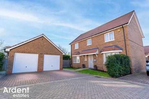 4 bedroom detached house for sale, Repertor Drive, Maldon