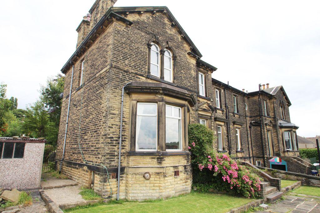 Half Mile Lane, Leeds LS13 1DA 3 bed semidetached house £425,000