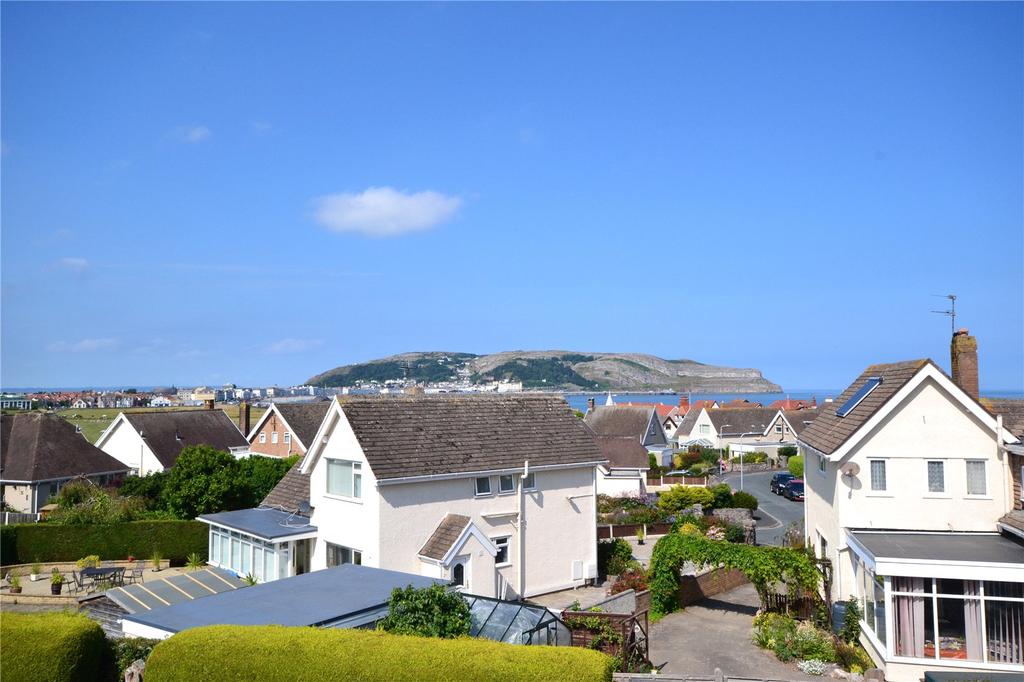 Aber Drive, Craigside, Llandudno, LL30 3 bed detached house £390,000