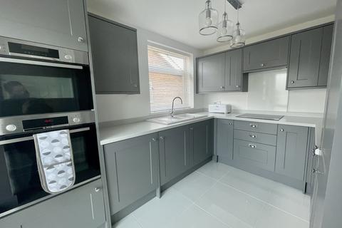 6 Ambleside Way, Gedling, Nottingham, NG4 2QY