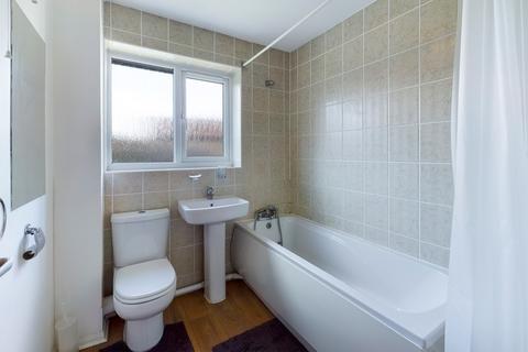 168 The Spinney, Bar Hill, Cambridge, CB23 8TW
