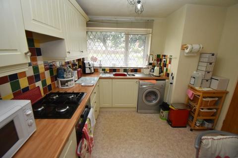 69 Ashdale Drive, Birmingham, B14 4TX