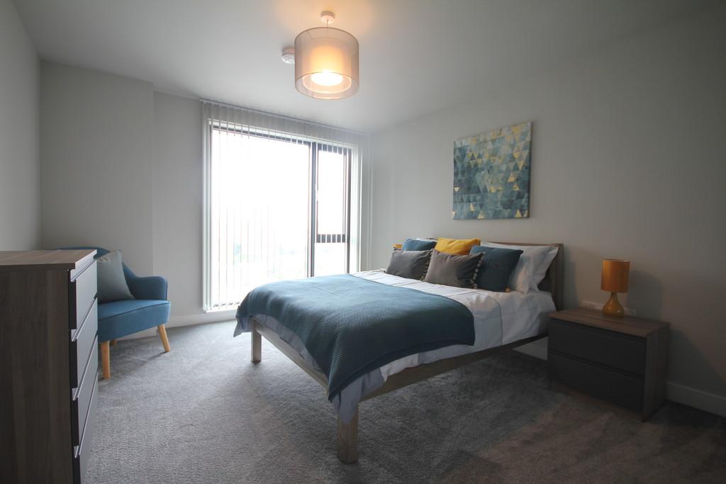 Apartment in Birmingham, West Midlands - View 4