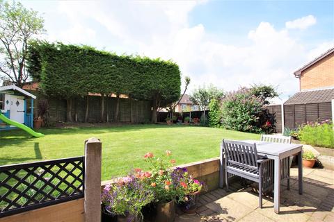 3 Eagle Close, Uttoxeter, ST14 8TW