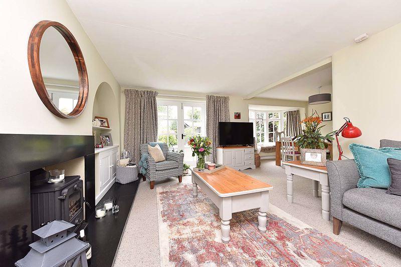 School Lane, Ollerton 3 bed semidetached house £499,950