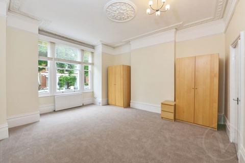 1 bedroom apartment to rent, Priory Road, South Hampstead, London, NW6