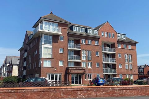 2 bedroom apartment for sale - South Promenade, Lytham St Annes, FY8