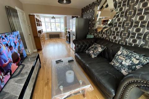 33 Harcourt Drive, Sutton Coldfield, B74 4LJ