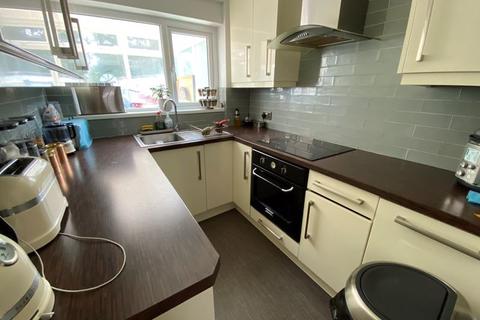 33 Harcourt Drive, Sutton Coldfield, B74 4LJ