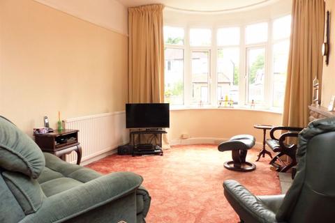 7 Midland Drive, Sutton Coldfield, B72 1TU