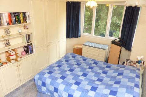 7 Midland Drive, Sutton Coldfield, B72 1TU