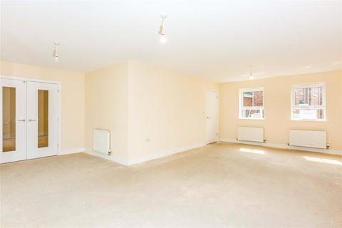62a Fossdale Moss, Leyland, PR26 7AT