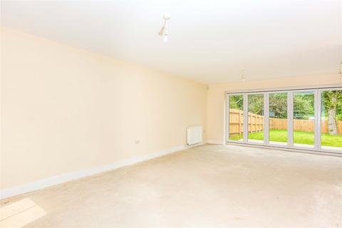 62b Fossdale Moss, Leyland, PR26 7AT
