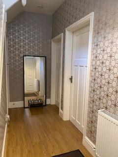 3 bedroom semi-detached house to rent, Wigan Road, Standish