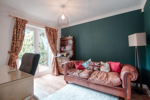 8 Aldam Drive, Belton, Doncaster, DN9 1FG