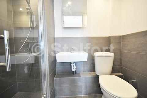 Studio to rent, Parkhurst Road, London N7