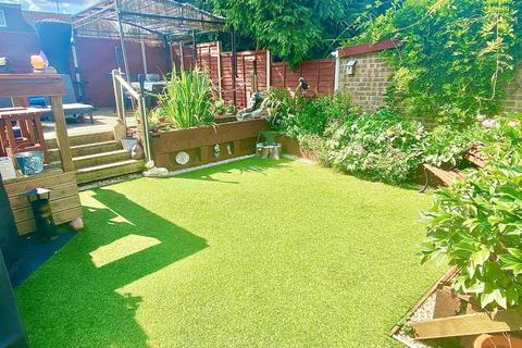 26 Brackenborough, Brixworth, Northampton, NN6 9JW