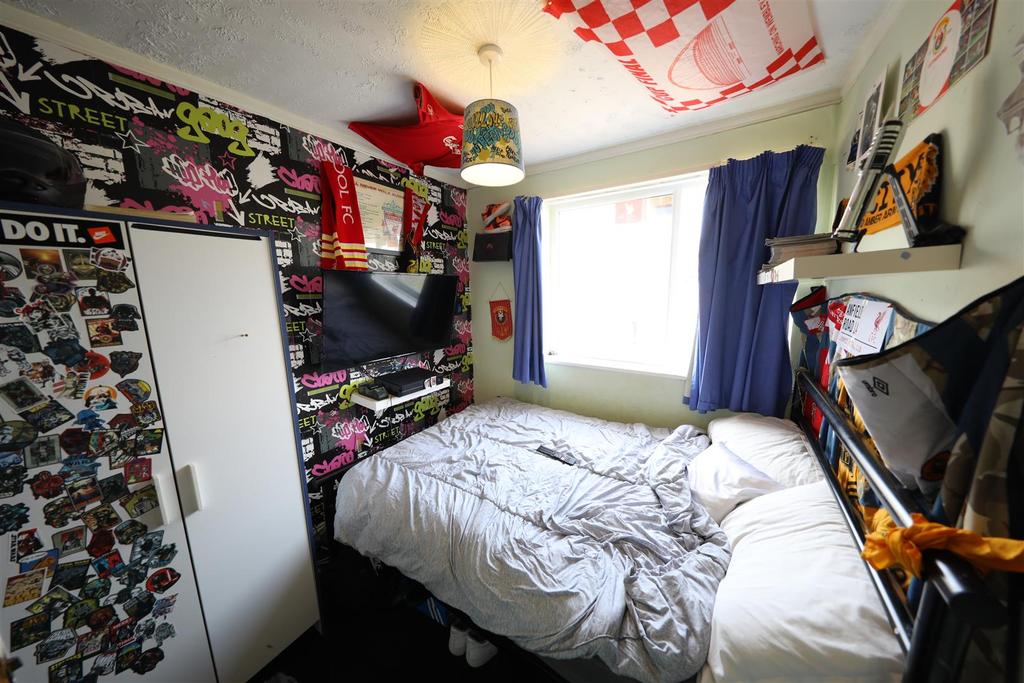Marsdale, Hull 3 bed end of terrace house £125,000